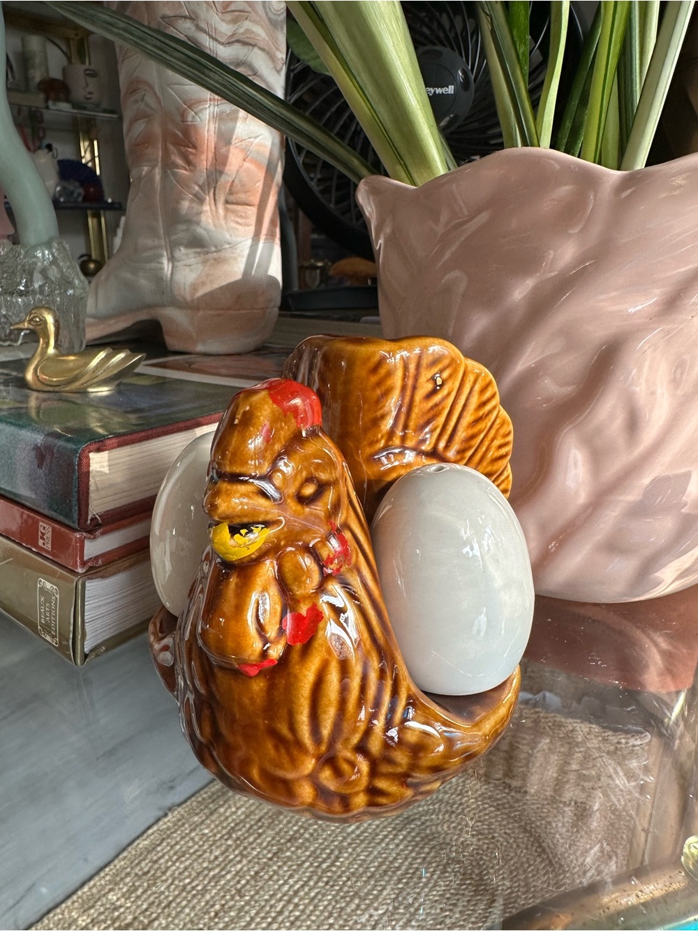 Vintage Ceramic Hen Salt & Pepper Egg & Napkin Holder - Brown